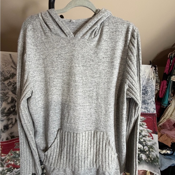 Gray Hooded Sweater UNISEX SIZE XL - Picture 1 of 6